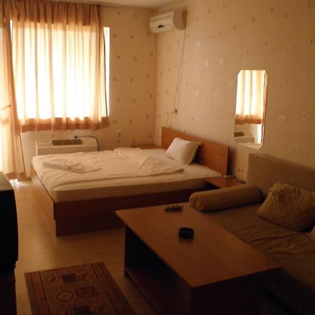 Hotel Pilevski Blagoevgrad Kültér fotó
