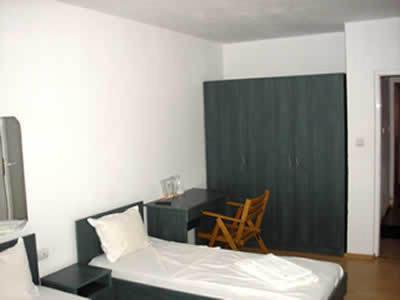 Hotel Pilevski Blagoevgrad Szoba fotó